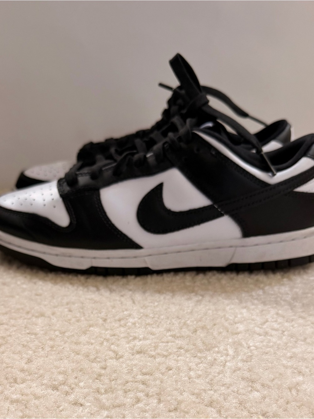 Nike White/Black Dunk Low Retro Sneakers - Picture 2 of 6
